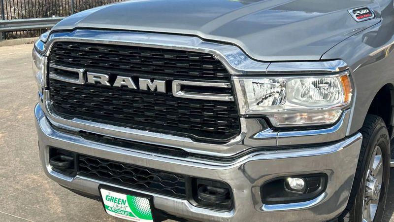 2023 Ram 2500 Big Horn Crew Cab 4x4 8' Box