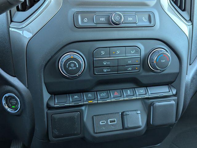 2026 Chevrolet Silverado 1500 2WD Crew Cab Short Bed Custom