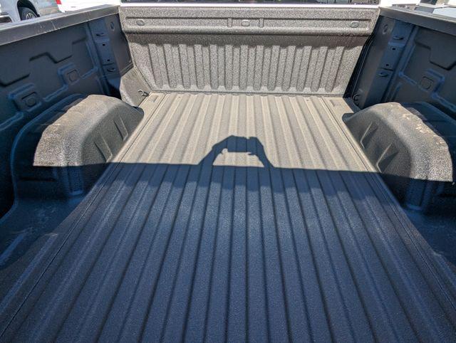 2026 Chevrolet Silverado 1500 2WD Crew Cab Short Bed Custom