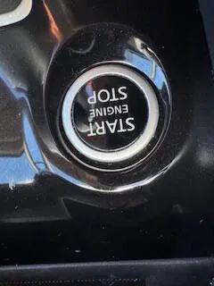 2024 Nissan Versa 1.6 SR