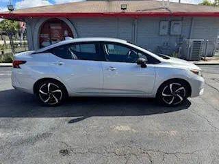 2024 Nissan Versa 1.6 SR