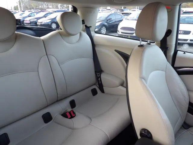 2011 MINI Cooper Cooper
