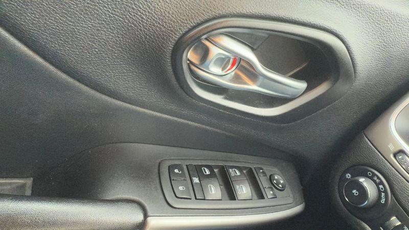 2021 Jeep Cherokee Latitude Lux 4X4
