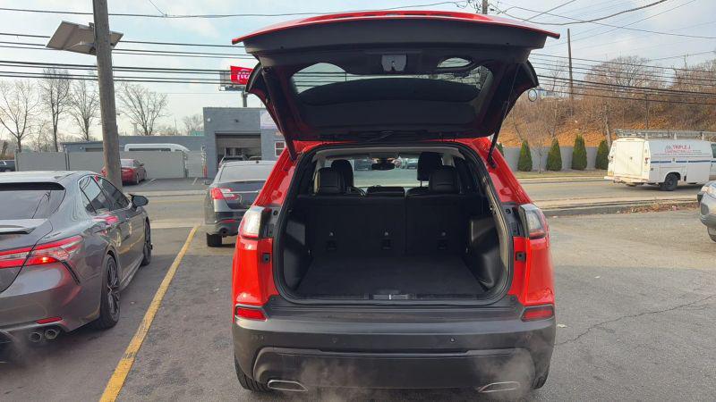 2021 Jeep Cherokee Latitude Lux 4X4