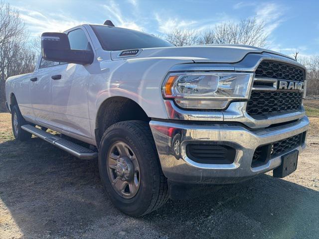 2024 RAM 2500 Tradesman Crew Cab 4x4 8 Box 2024 RAM 2500 Tradesman Crew Cab 4x4 8 Box