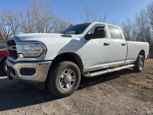 2024 RAM 2500 Tradesman Crew Cab 4x4 8 Box 2024 RAM 2500 Tradesman Crew Cab 4x4 8 Box