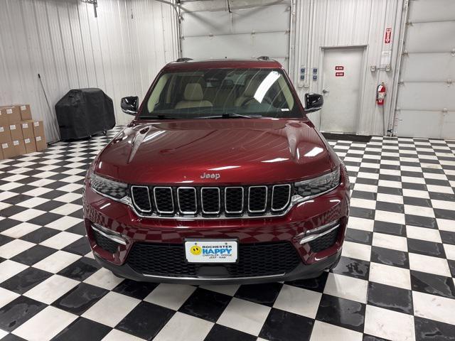 2022 Jeep Grand Cherokee Limited 4x4 2022 Jeep Grand Cherokee Limited 4x4
