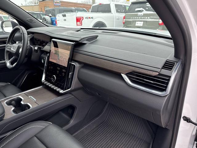 2024 GMC Acadia AWD Denali