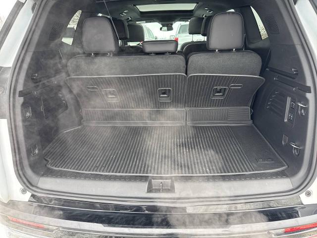 2024 GMC Acadia AWD Denali