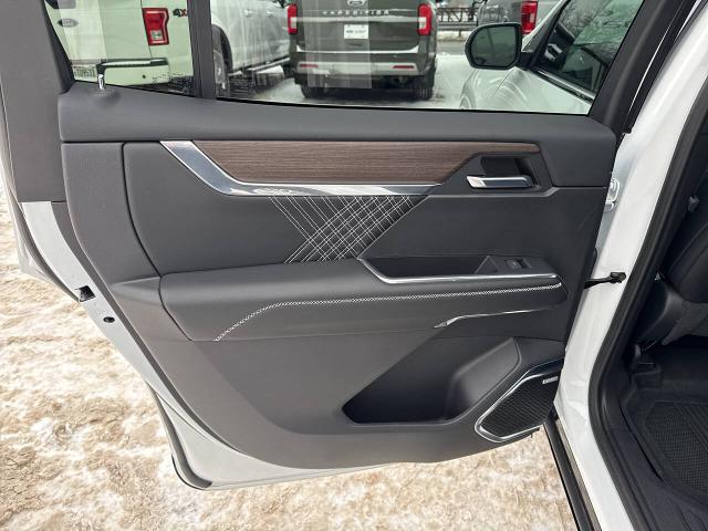 2024 GMC Acadia AWD Denali