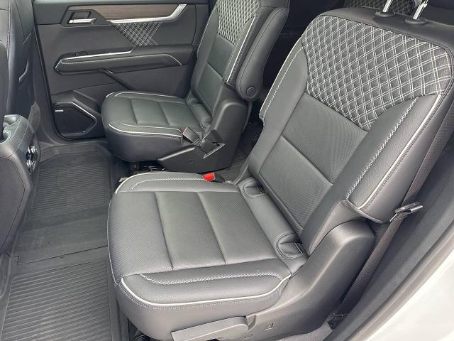 2024 GMC Acadia AWD Denali