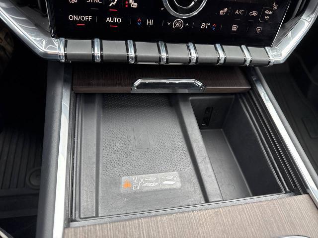 2024 GMC Acadia AWD Denali