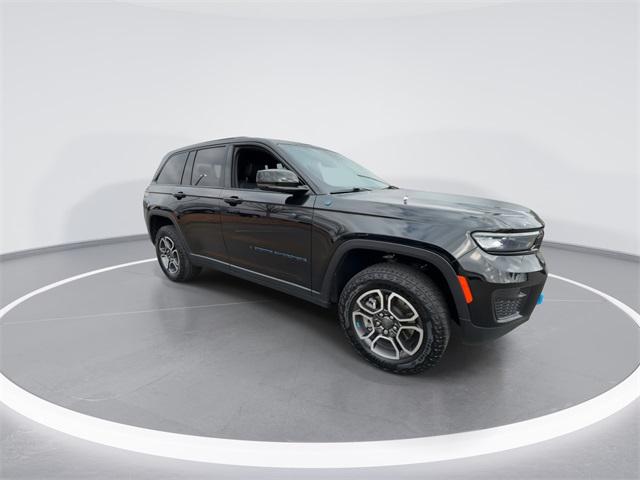2023 Jeep Grand Cherokee 4xe Trailhawk