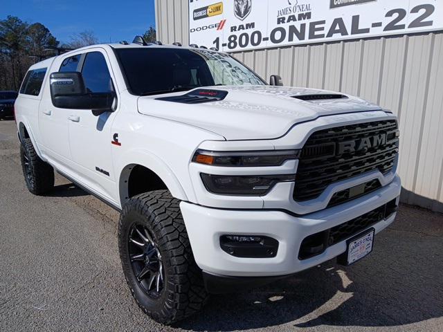 2025 RAM 3500 Limited Mega Cab 4x4 64 Box