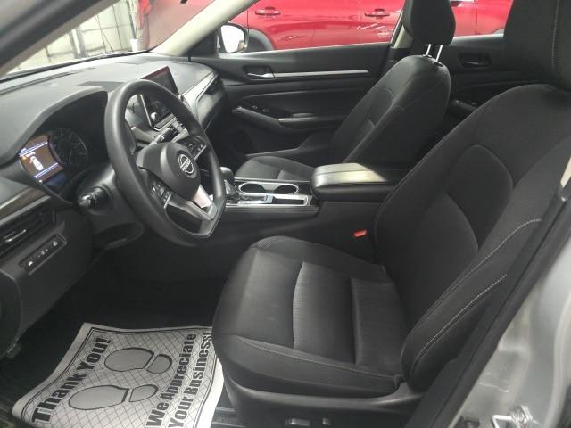 2023 Nissan Altima SV FWD