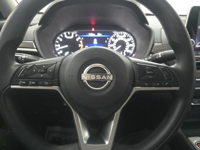 2023 Nissan Altima SV FWD