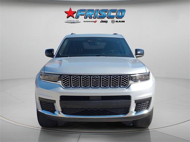 2023 Jeep Grand Cherokee L Laredo 4x2