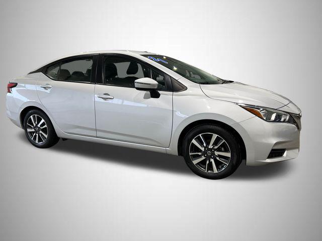 2021 Nissan Versa SV Xtronic CVT
