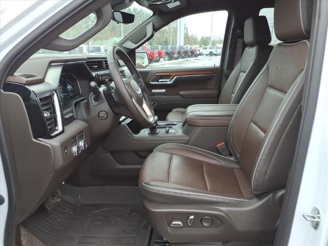 2023 GMC Sierra 1500 4WD Crew Cab Short Box Denali