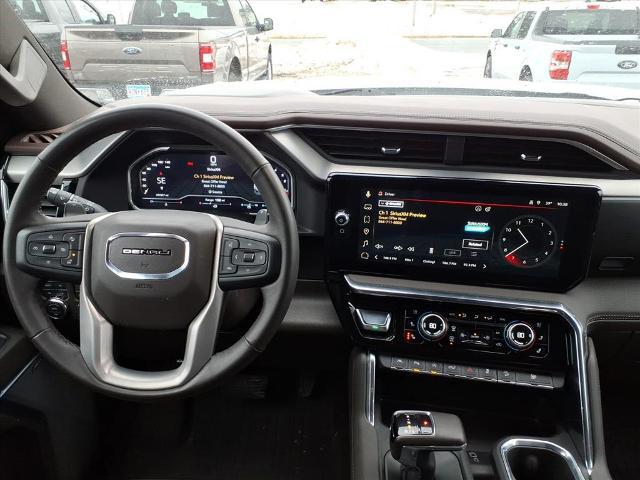 2023 GMC Sierra 1500 4WD Crew Cab Short Box Denali
