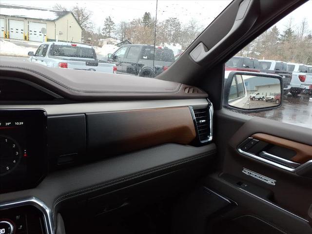 2023 GMC Sierra 1500 4WD Crew Cab Short Box Denali