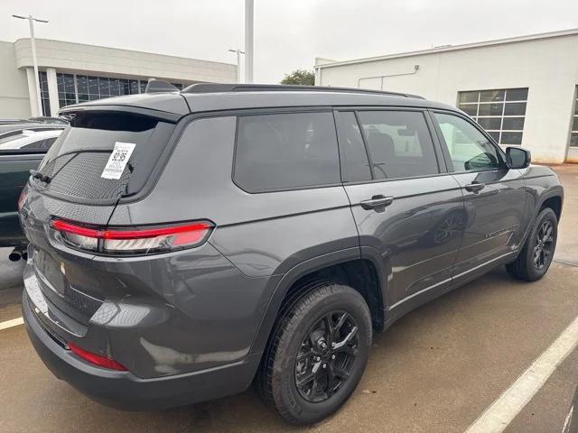 2025 Jeep Grand Cherokee L Altitude 4x2