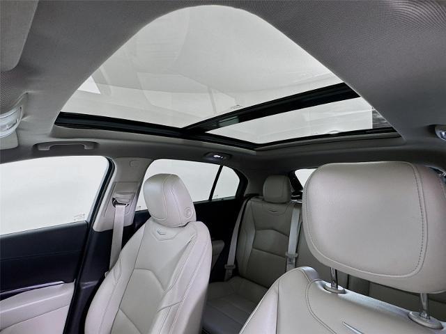 2022 Cadillac XT4 AWD Luxury