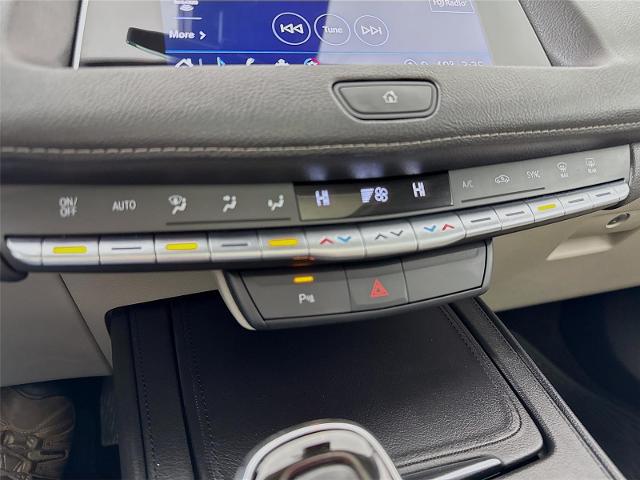 2022 Cadillac XT4 AWD Luxury