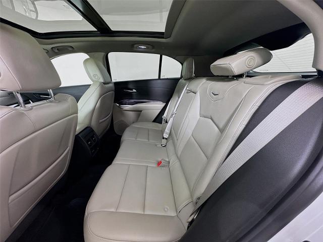 2022 Cadillac XT4 AWD Luxury