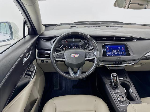 2022 Cadillac XT4 AWD Luxury