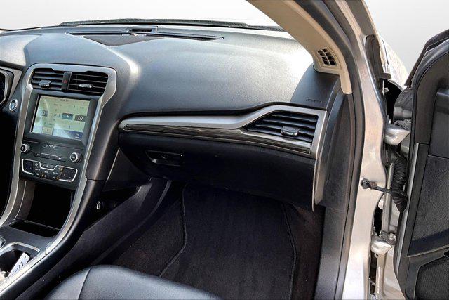 2020 Ford Fusion SEL