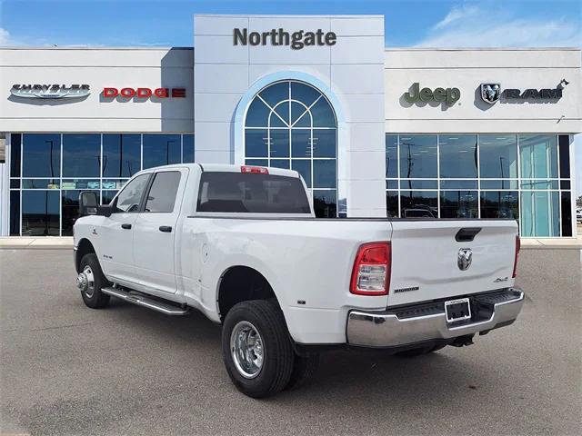 2024 RAM 3500 Big Horn Crew Cab 4x4 8 Box