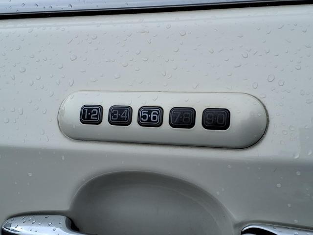 2008 Lincoln MKX Base