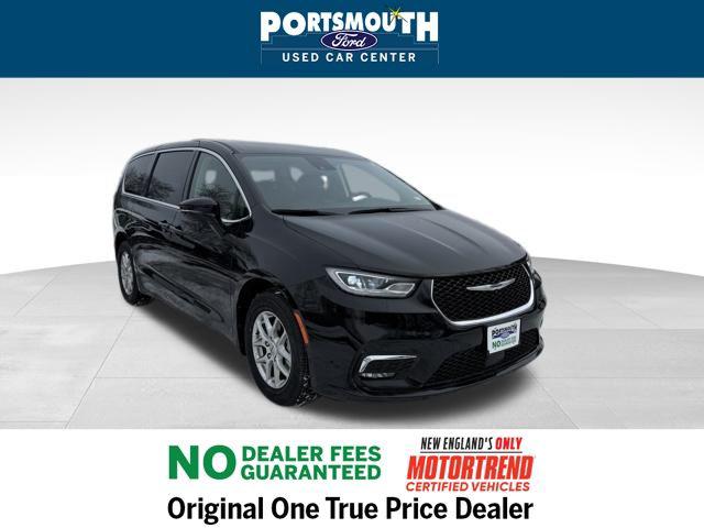 2024 Chrysler Pacifica Touring L for sale in Portsmouth, NH