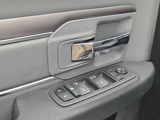 2023 Ram 1500 Classic SLT Crew Cab 4x4 5'7" Box