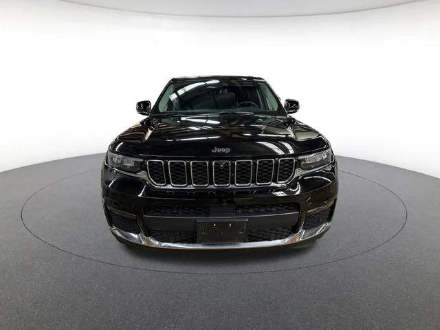 2023 Jeep Grand Cherokee L Limited 4x4 2023 Jeep Grand Cherokee L Limited 4x4