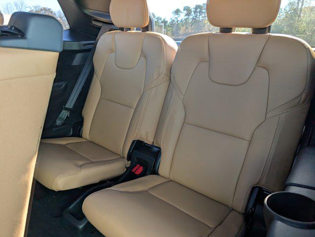 2022 Volvo XC90 T6 Inscription 7 Passenger