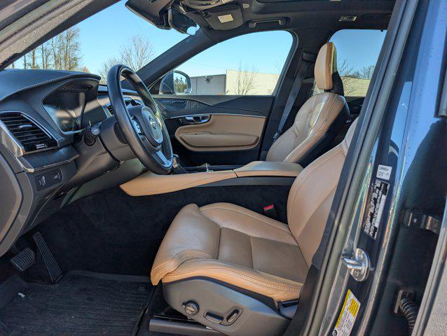 2022 Volvo XC90 T6 Inscription 7 Passenger