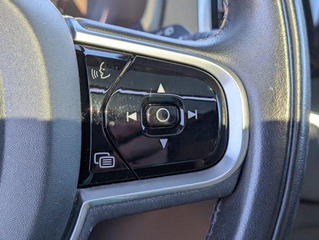 2022 Volvo XC90 T6 Inscription 7 Passenger