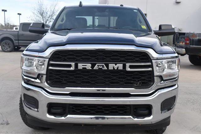 2020 RAM 3500 Tradesman Crew Cab 4x4 8 Box