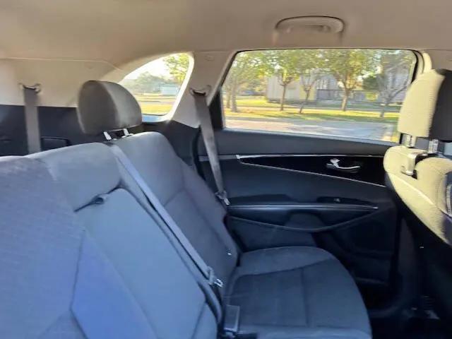 2018 Kia Sorento 3.3L LX