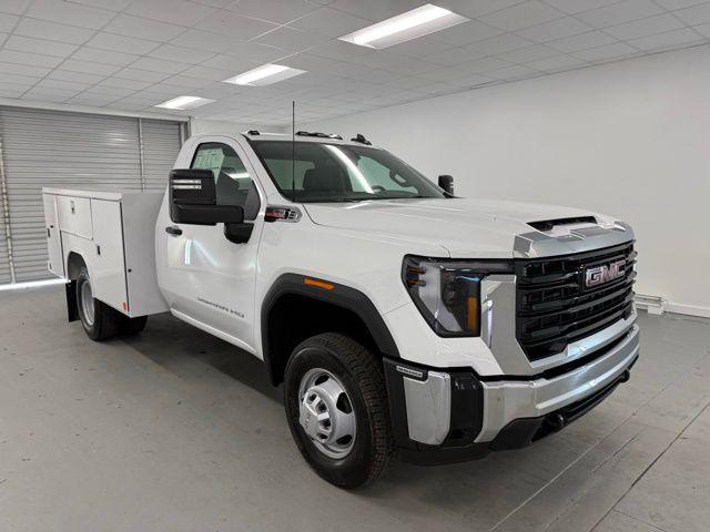 2026 GMC Sierra 3500HD Pro