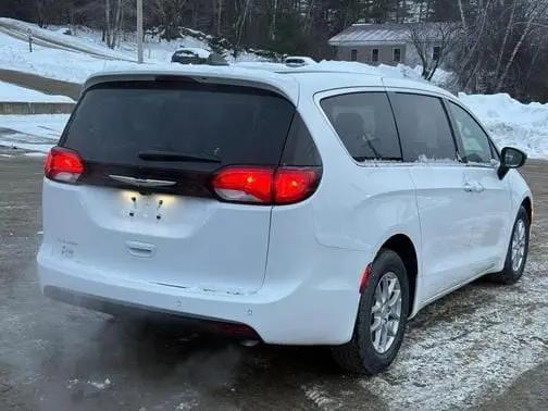 2026 Chrysler Voyager LX