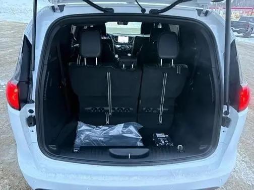 2026 Chrysler Voyager LX