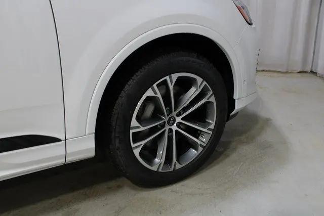 2026 Audi Q7 Premium 45 TFSI quattro tiptronic