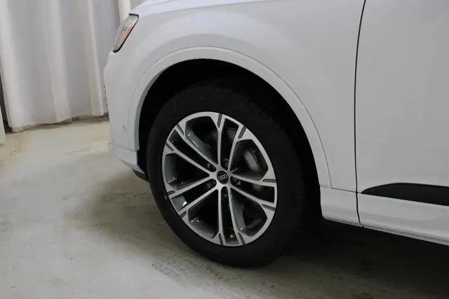 2026 Audi Q7 Premium 45 TFSI quattro tiptronic