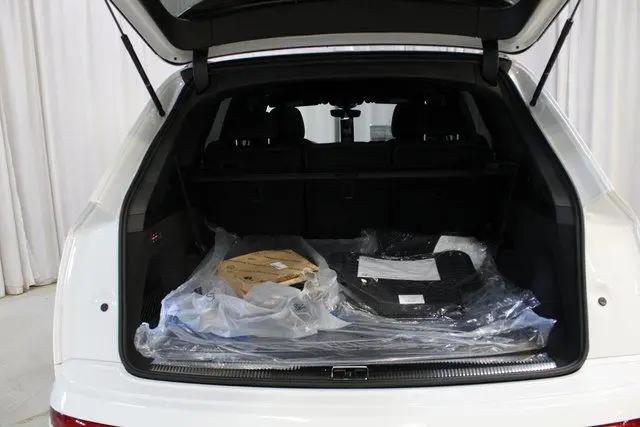 2026 Audi Q7 Premium 45 TFSI quattro tiptronic