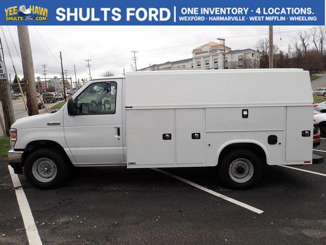 2026 Ford E-350 Cutaway Base