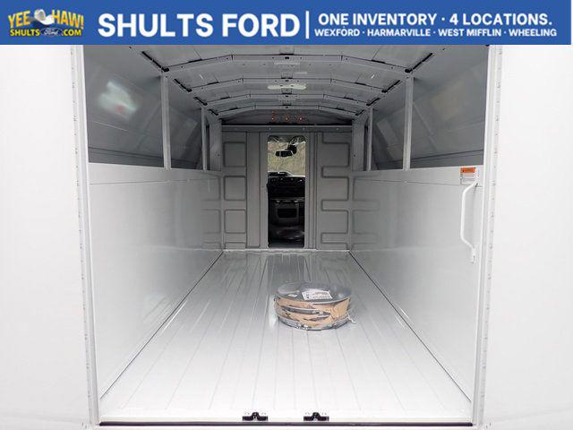 2026 Ford E-350 Cutaway Base