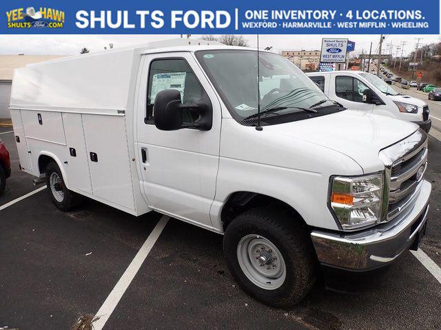 2026 Ford E-350 Cutaway Base